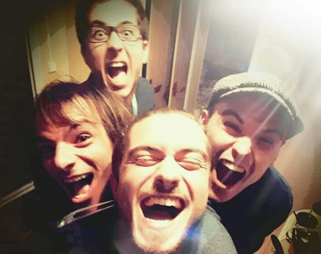 Une photo du groupe LMR - Let Me Rock